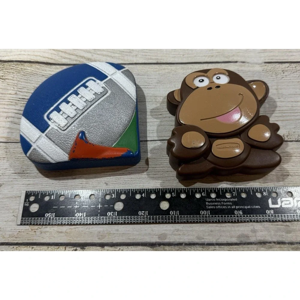 2 Vintage Reuseable Novelty Ice Packs Munchkin Football Rubbermaid Monkey TubH9